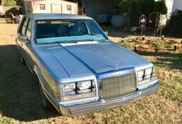 1987 Lincoln Continental - photo 2