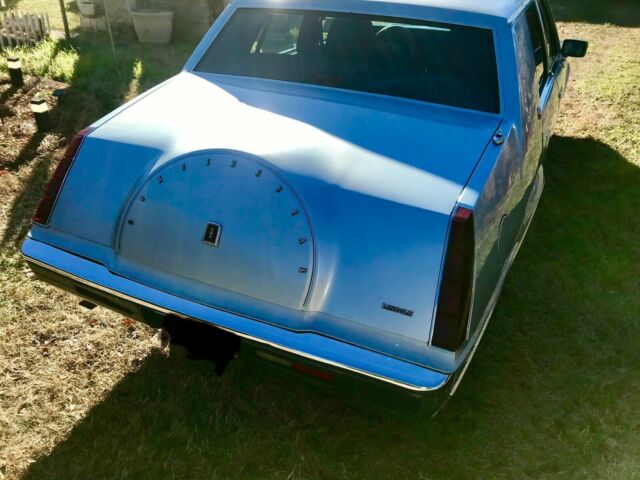 1987 Lincoln Continental - photo 3