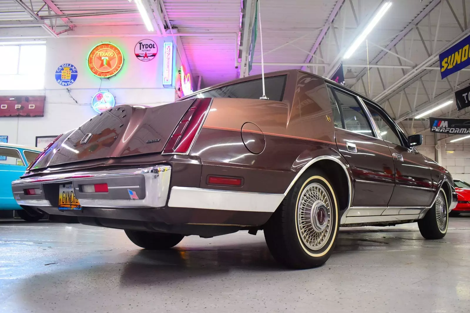 1987 Lincoln Continental GIVENCHY EDITION - photo 13