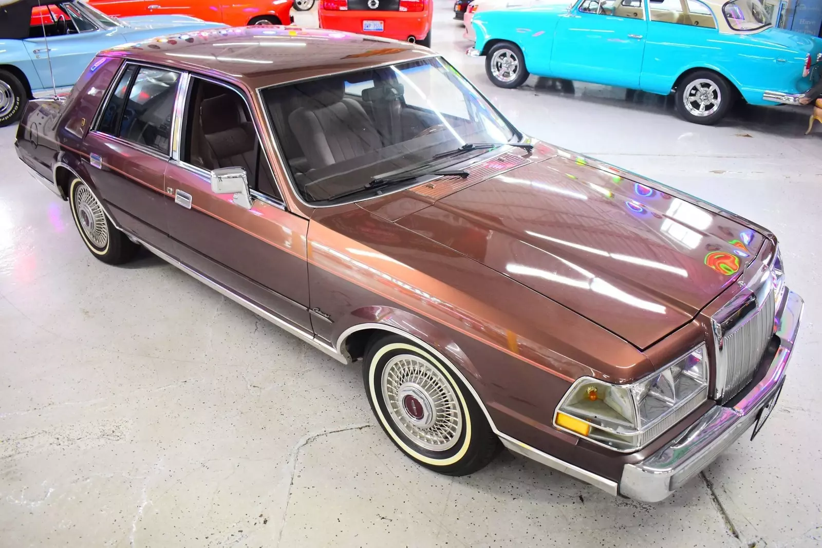 1987 Lincoln Continental GIVENCHY EDITION - photo 2