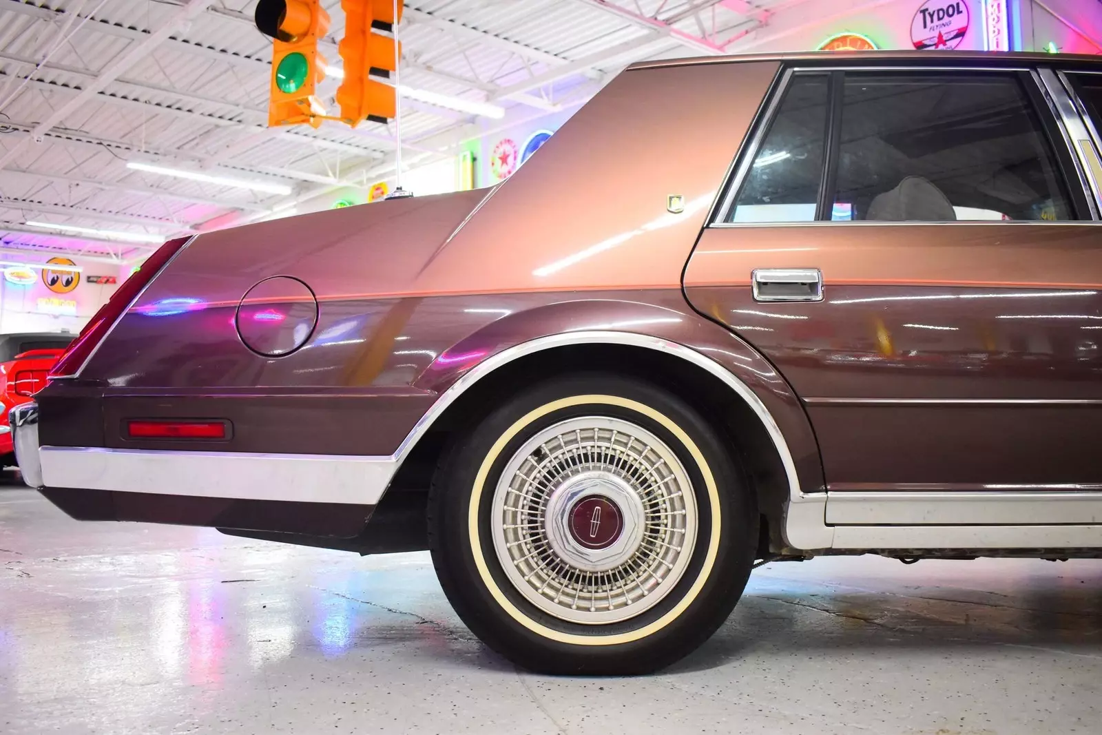 1987 Lincoln Continental GIVENCHY EDITION - photo 8