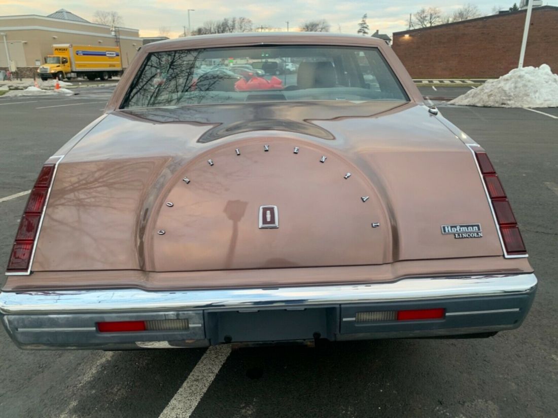 1987 Lincoln Continental GIVENCHY - photo 4