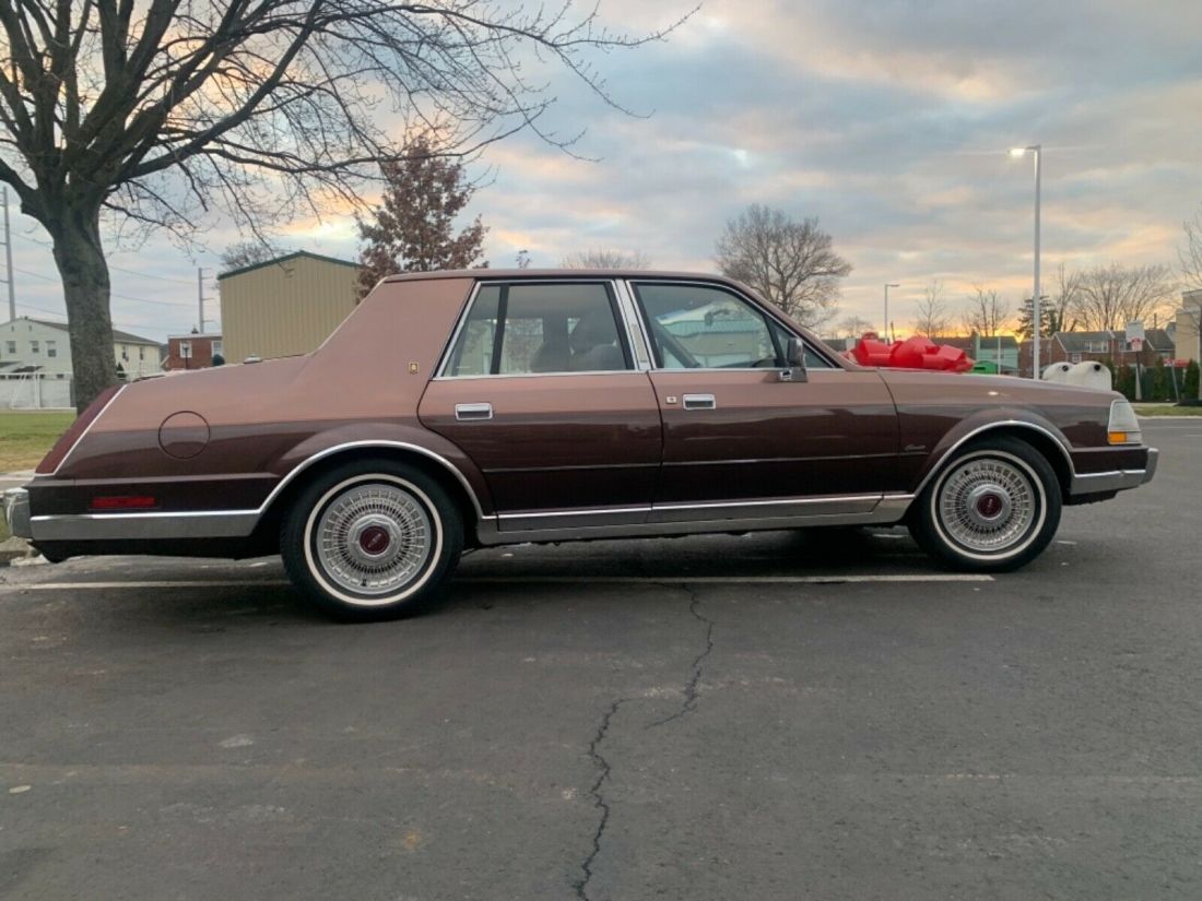1987 Lincoln Continental GIVENCHY - photo 6