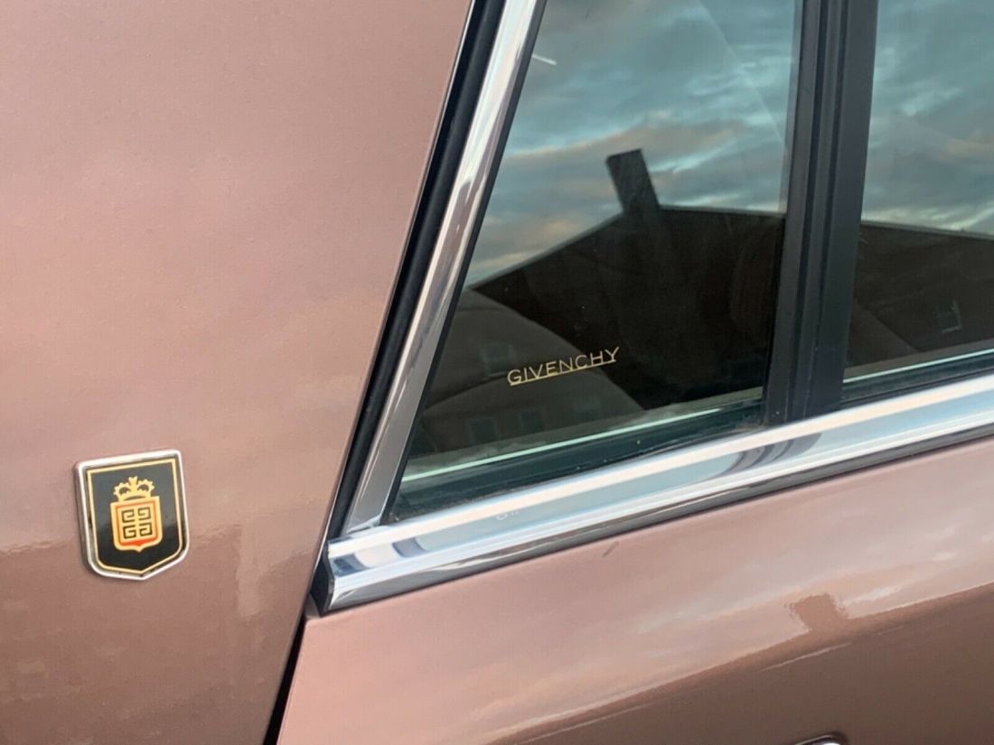 1987 Lincoln Continental GIVENCHY - photo 8