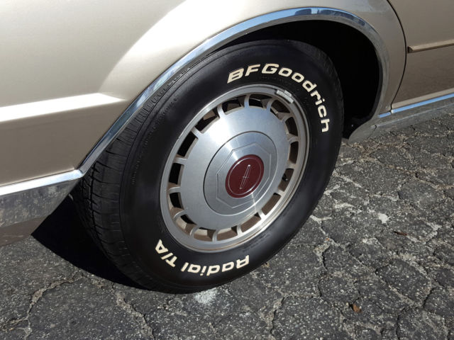 1987 Lincoln Continental COINTINENTAL - photo 7