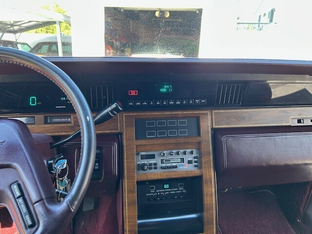 1987 Lincoln Continental - photo 11