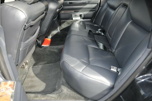 1987 Lincoln Town Car Signature Series - photo 12