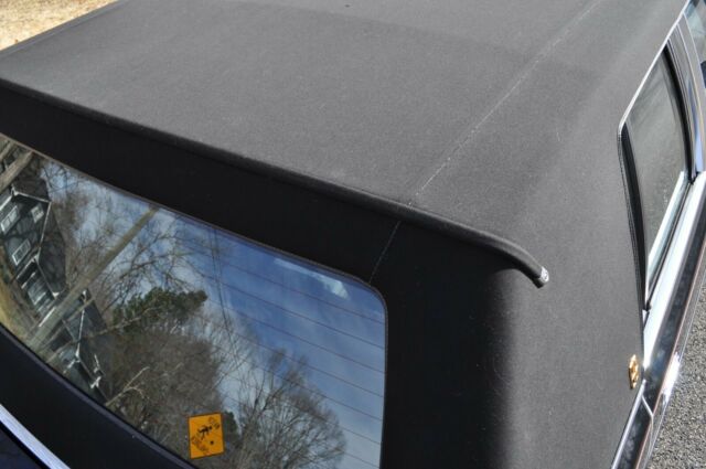 1987 Lincoln Town Car Signature Series - photo 8