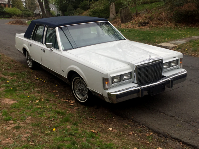 1987 Lincoln Town Car continental brougham deville grand marquis crown victoria 1987 Lincoln Town Car