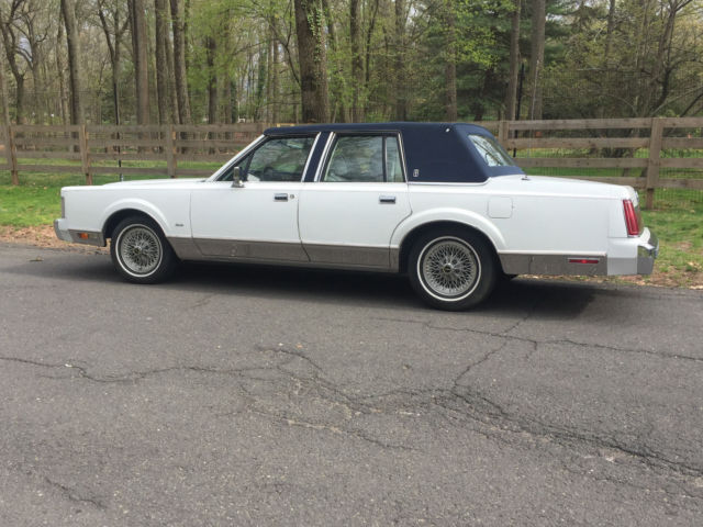 1987 Lincoln Town Car - photo 6