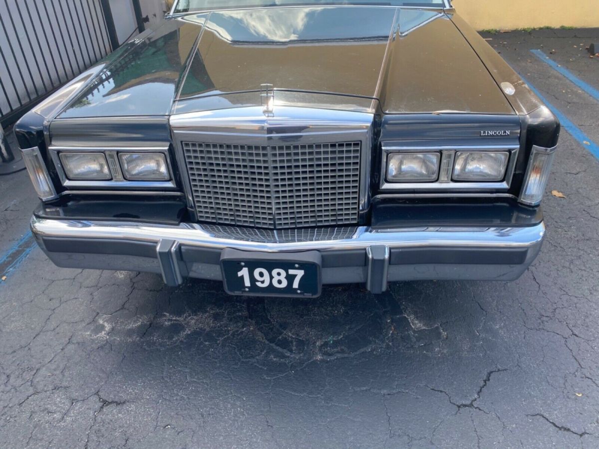 1987 Lincoln Town Car SIGNATURE - photo 13