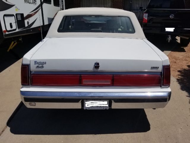 1987 Lincoln Town Car Signature - photo 3