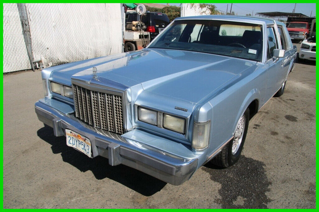 1987 Lincoln Town Car Signature Automatic 8 Cylinder NO RESERVE 1987 Lincoln Town Car Signature