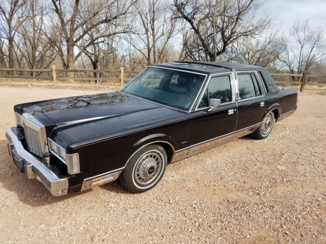 1987 Lincoln Town Car, Signature series, 1 owner, Colorado car 1987 Lincoln Town Car Signature series