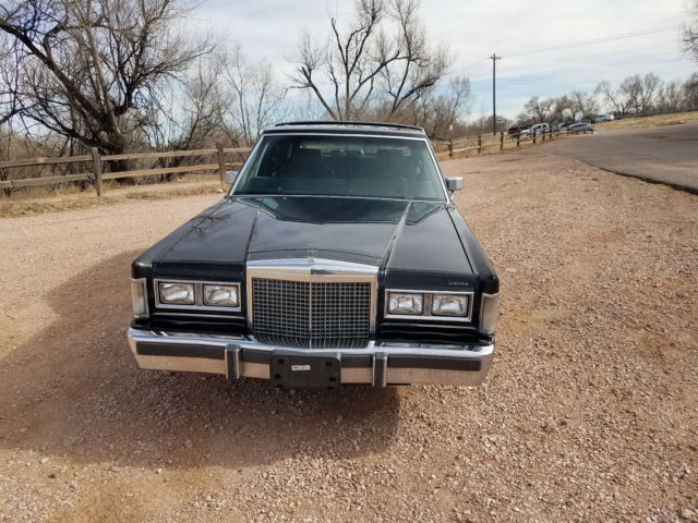 1987 Lincoln Town Car Signature series - photo 3