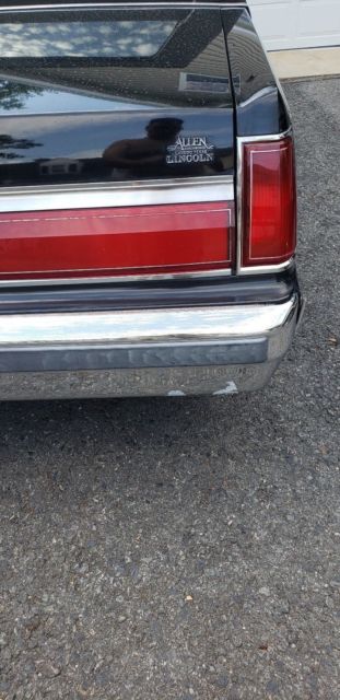 1987 Lincoln Town Car signature series - photo 7