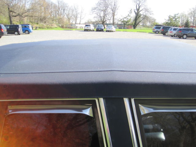 1987 Lincoln Town Car Signture Series - photo 5