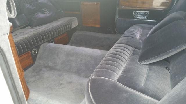 1987 Lincoln Town Car - photo 5