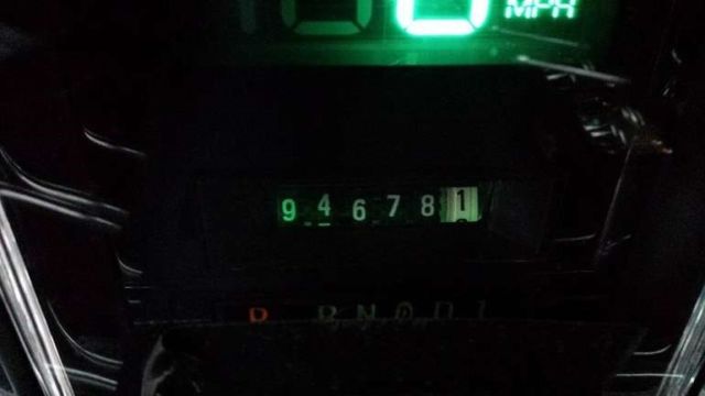 1987 Lincoln Town Car Signature - photo 8