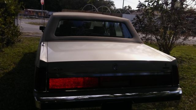 1987 Lincoln Town Car Leather - photo 3