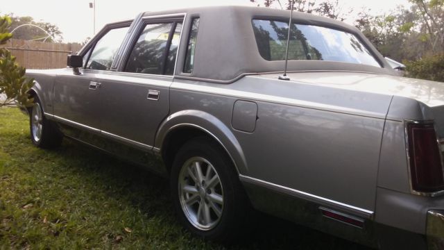 1987 Lincoln Town Car Leather - photo 8
