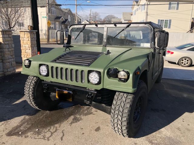 1987 M998 Hummer 4 door 6.5L H1 Military HMMWV On-Road NY State Title 1987 Hummer H1 M998 Hummer 4 door 6.5L H1 Military HMMWV