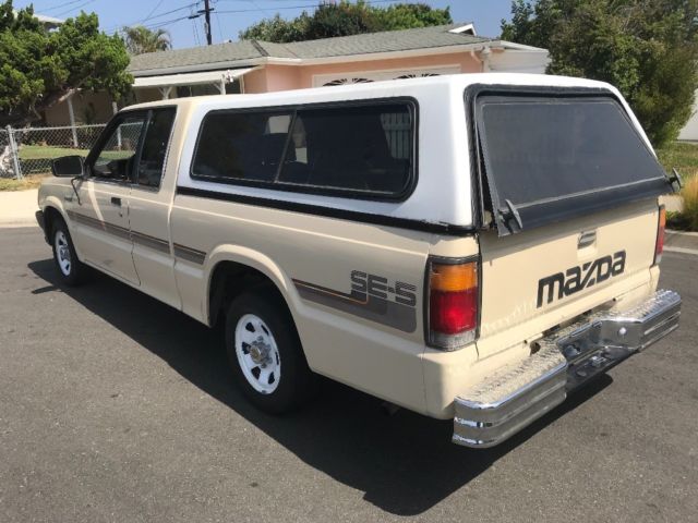 1987 Mazda B-Series Pickups Cloth - photo 5
