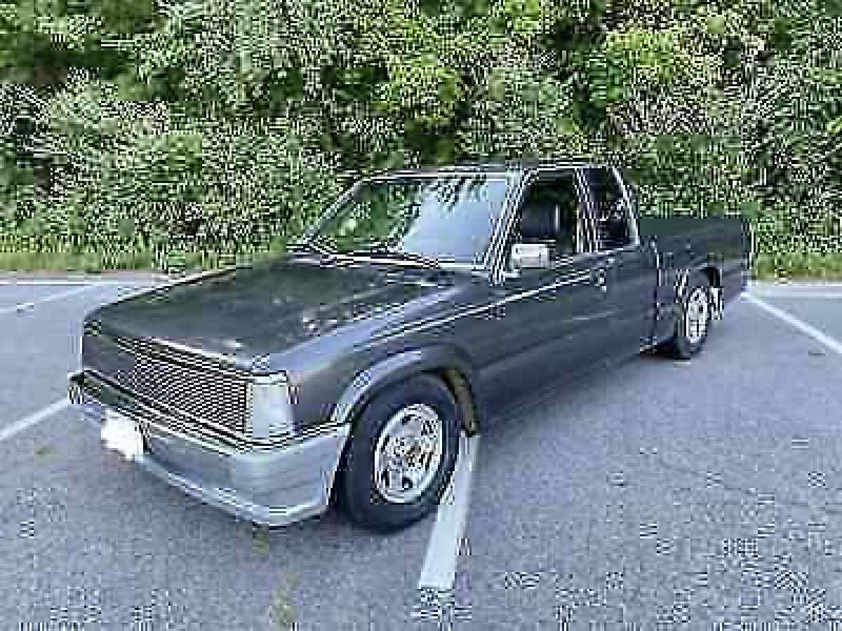 1987 Mazda B2000 Pickup Blue RWD Manual CAB PLUS 1987 Mazda B2000 CAB PLUS