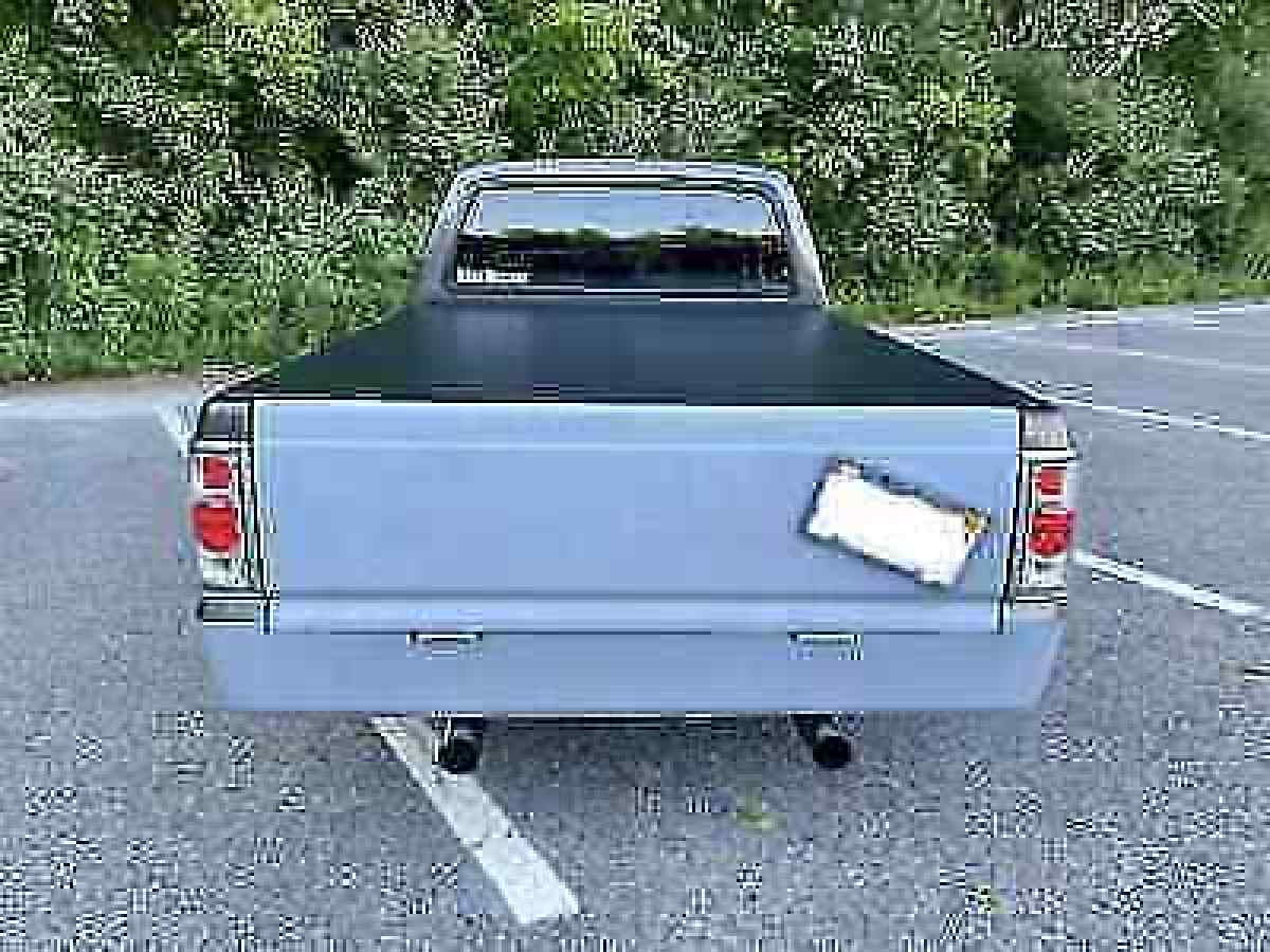 1987 Mazda B2000 CAB PLUS - photo 5