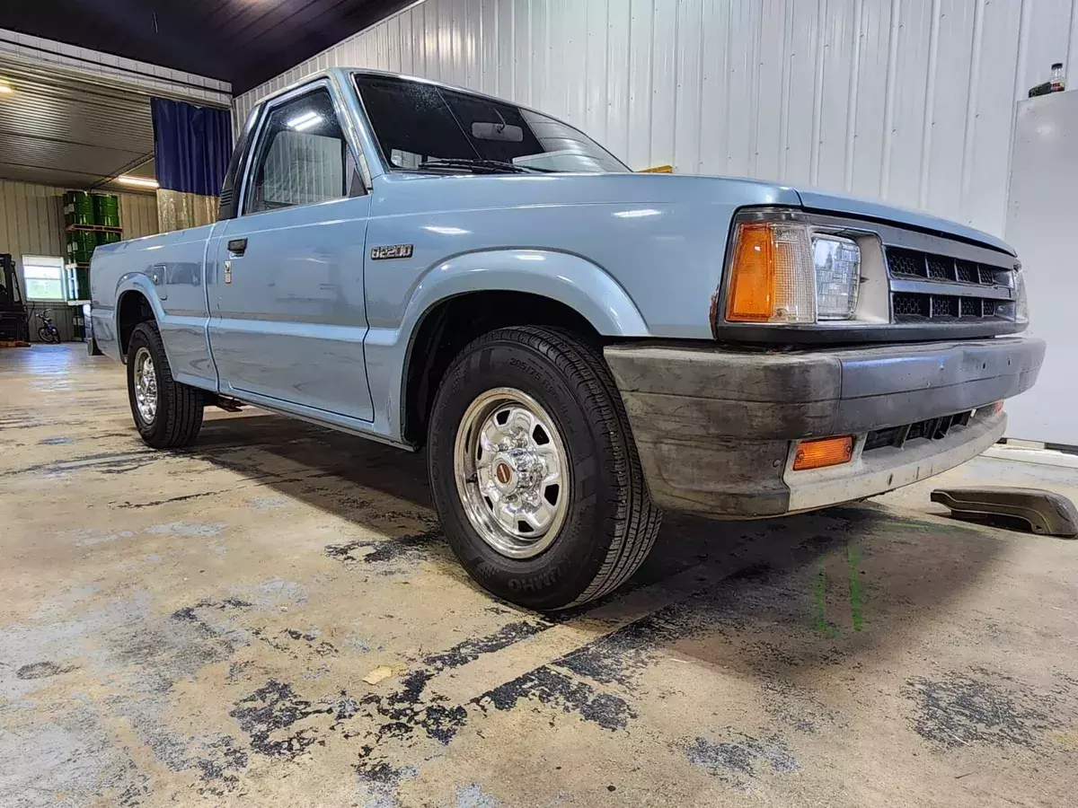 1987 Mazda B2200 1987 Mazda Other