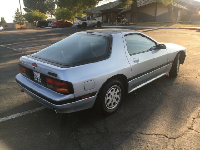 1987 Mazda RX-7 - photo 3