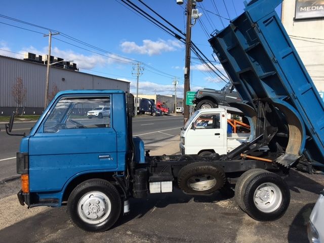 1987 Mazda Other Titan/Ford Trading 4WD Dually 3500cc SL Diesel - photo 4