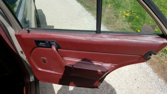 1987 Mercedes-Benz 190-Series - photo 10
