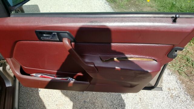 1987 Mercedes-Benz 190-Series - photo 12