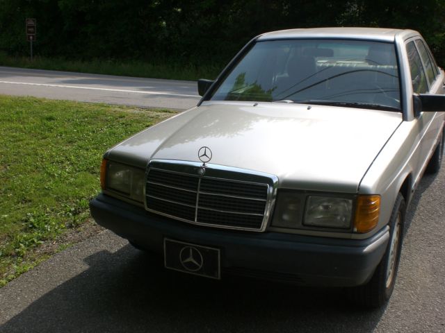 1987 Mercedes-Benz 190-Series TURBO DIESEL - photo 2