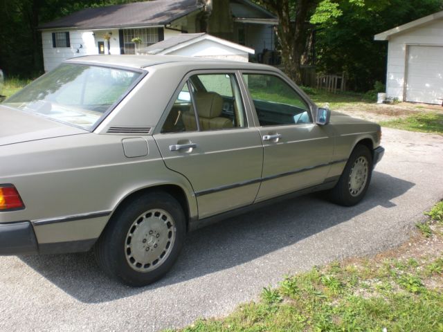 1987 Mercedes-Benz 190-Series TURBO DIESEL - photo 3