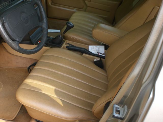 1987 Mercedes-Benz 190-Series TURBO DIESEL - photo 7