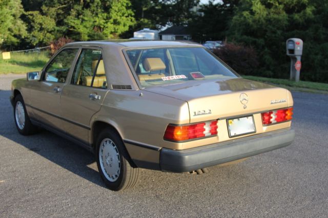 1987 Mercedes-Benz 190-Series - photo 3