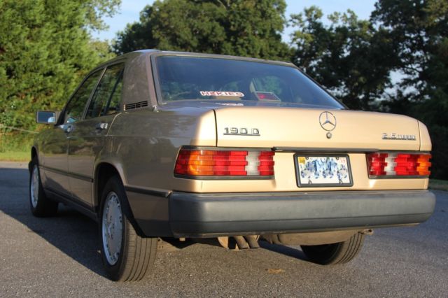 1987 Mercedes-Benz 190-Series - photo 5