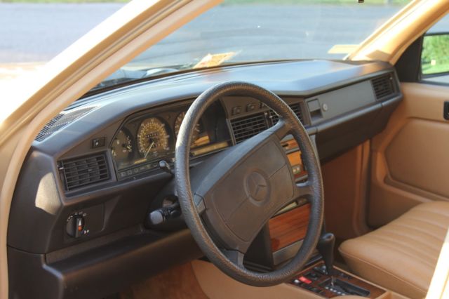 1987 Mercedes-Benz 190-Series - photo 8