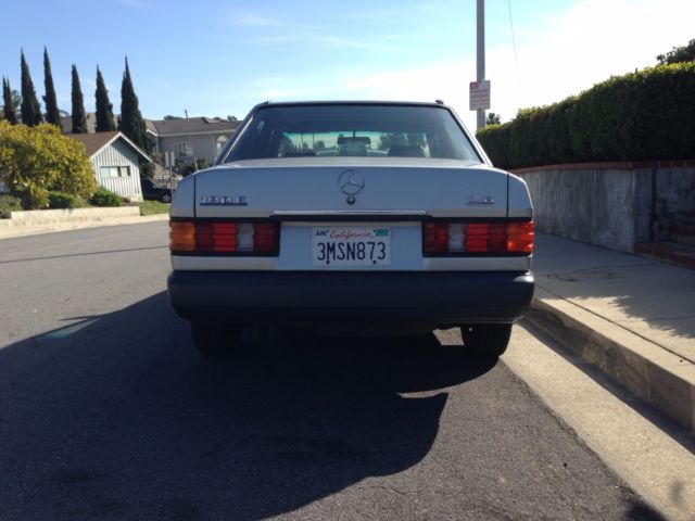 1987 Mercedes-Benz 190-Series - photo 3