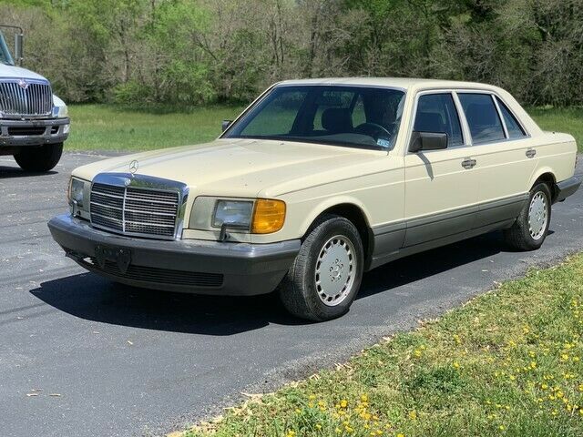 1987 Mercedes 300 SDL Turbo Diesel Antique Collectible 1987 Mercedes-Benz 300-Series