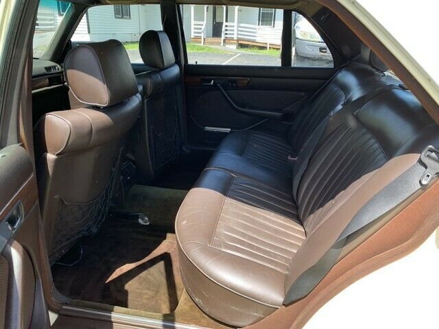1987 Mercedes-Benz 300-Series - photo 12