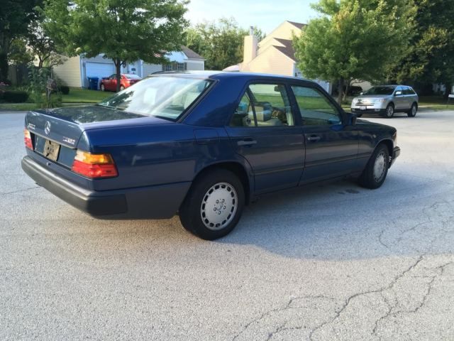 1987 Mercedes-Benz 300-Series - photo 9