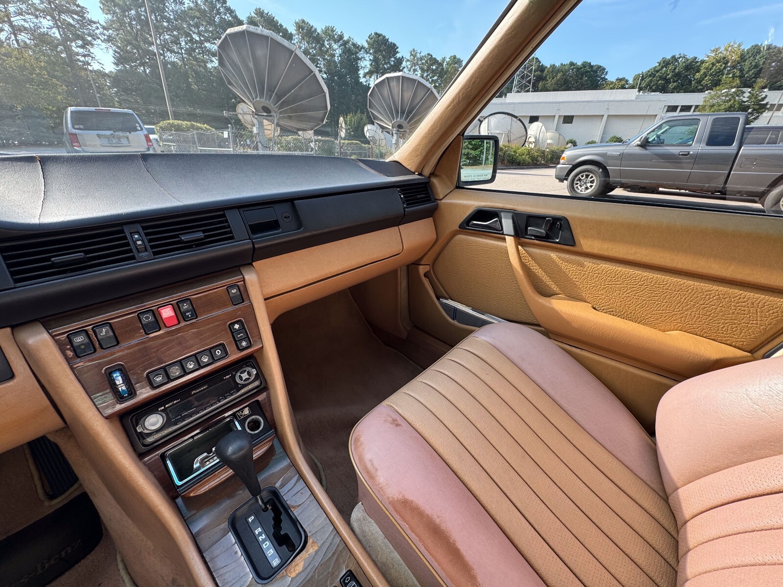 1987 Mercedes-Benz 300-Series - photo 13
