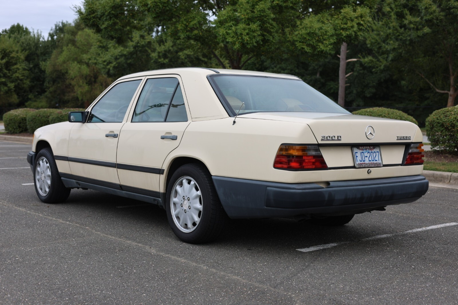 1987 Mercedes-Benz 300-Series - photo 7