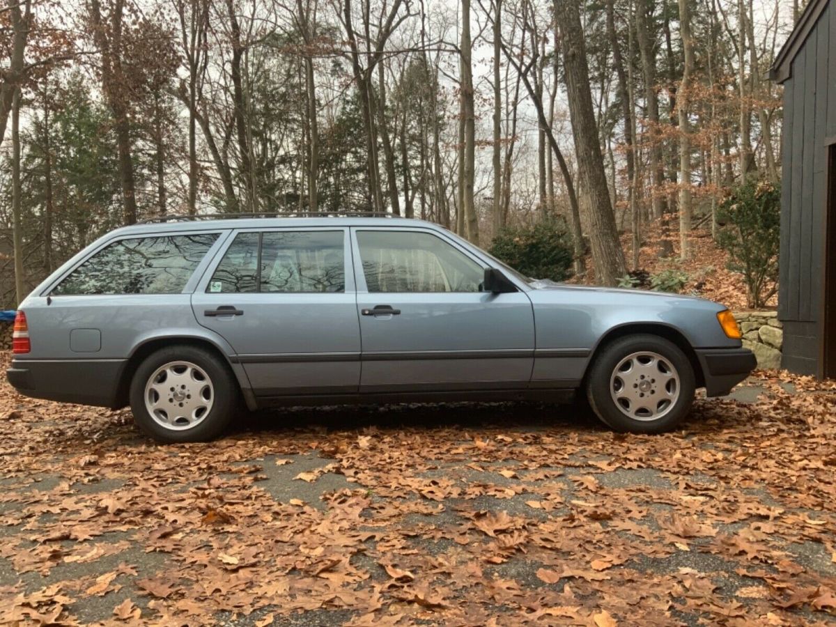 1987 Mercedes 300TD wagon NO RESERVE 1987 Mercedes-Benz 300-Series