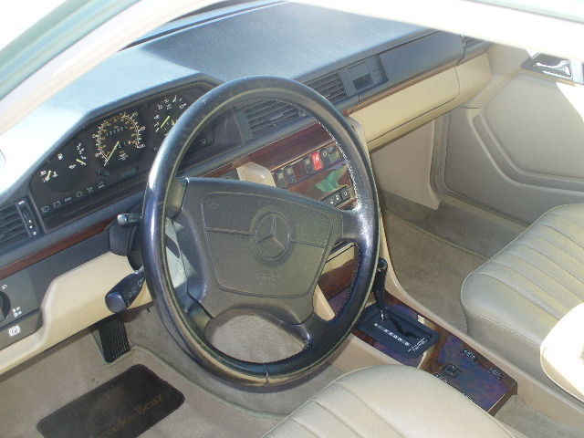 1987 Mercedes-Benz 300-Series - photo 7
