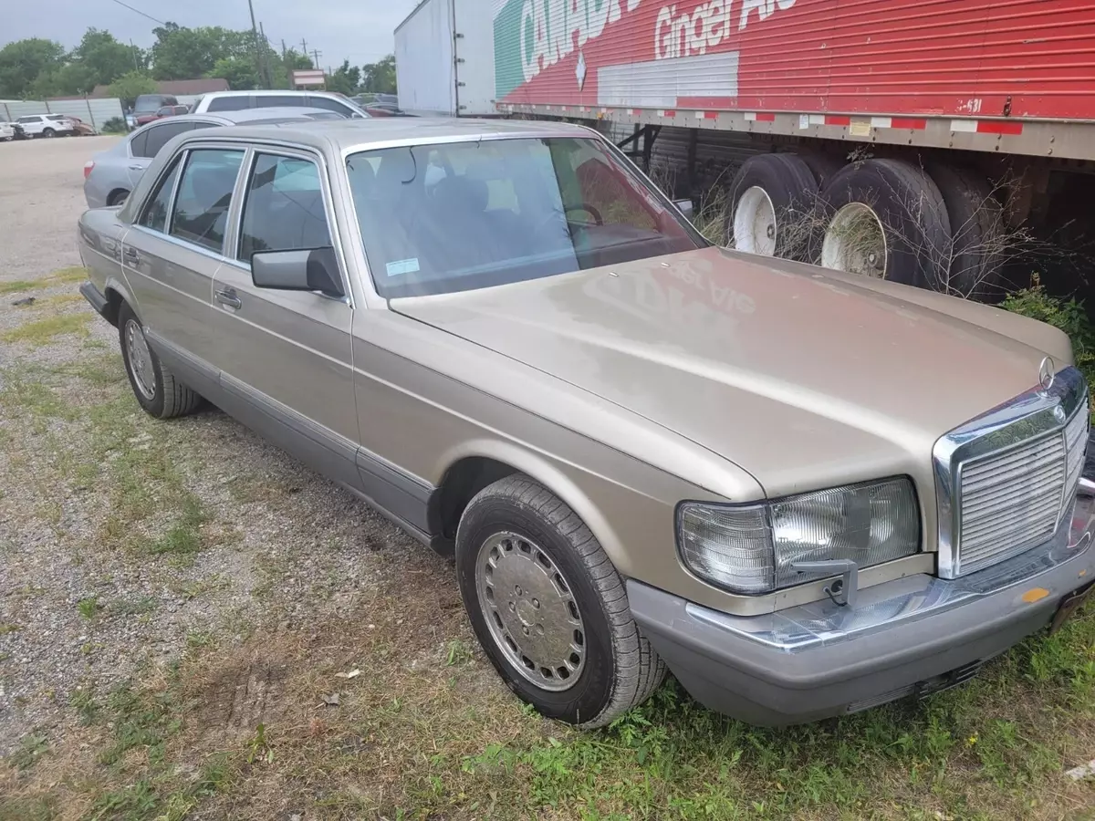 1987 Mercedes 420 SEL 1987 Mercedes-Benz 400-Series