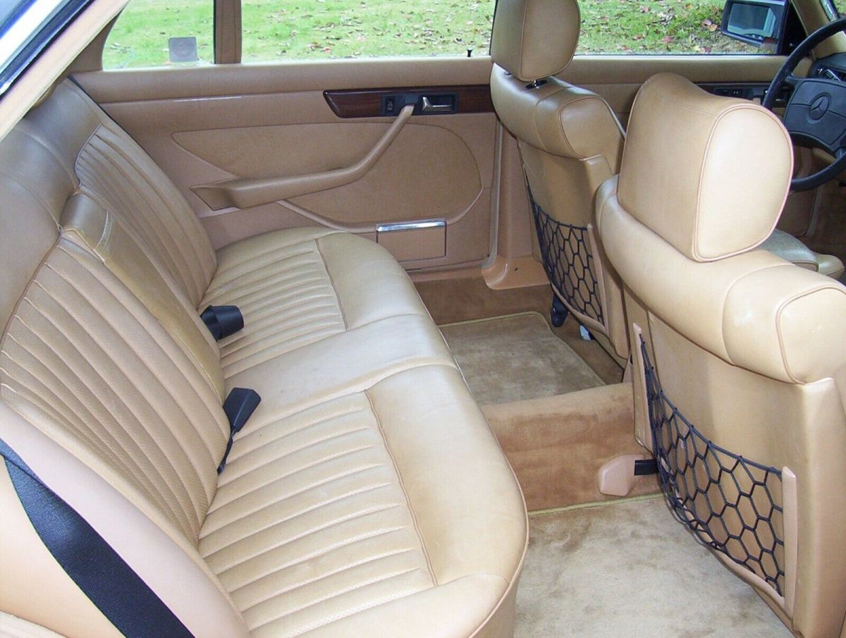 1987 Mercedes-Benz 400-Series - photo 5